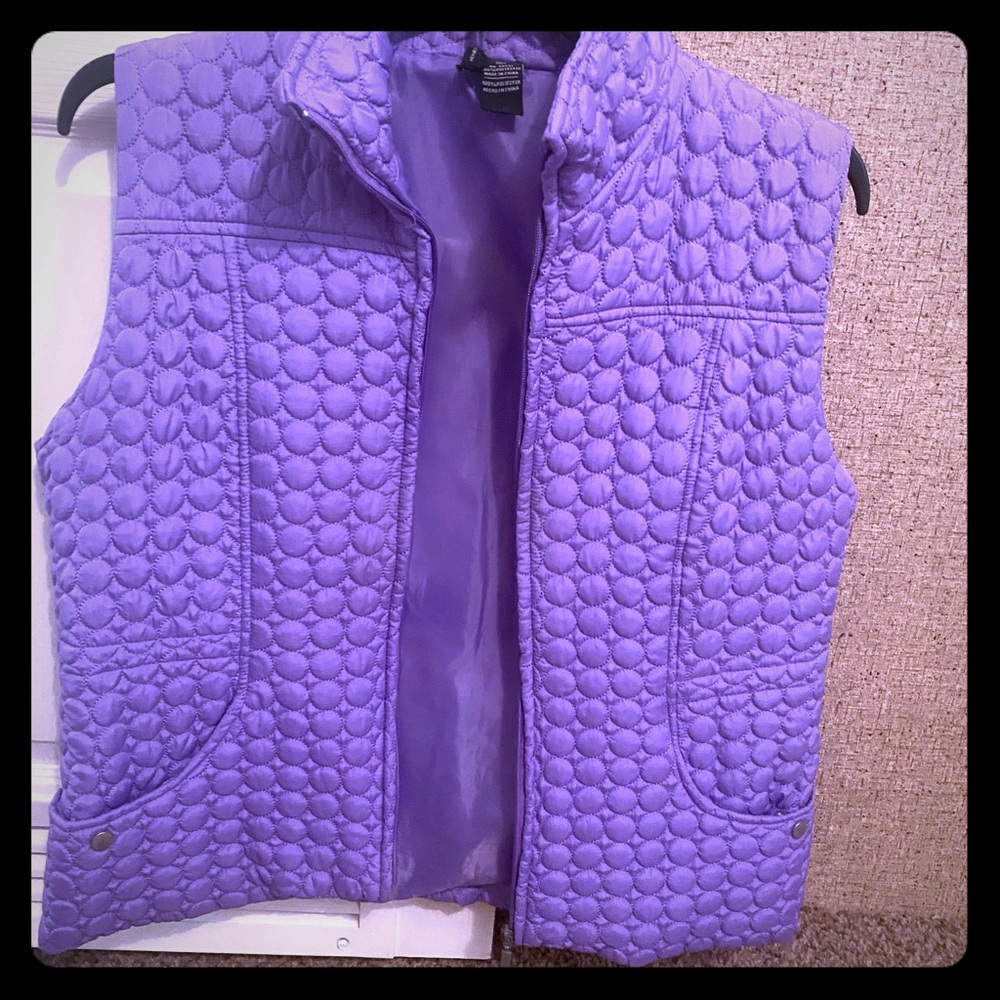 Puffed purple vest